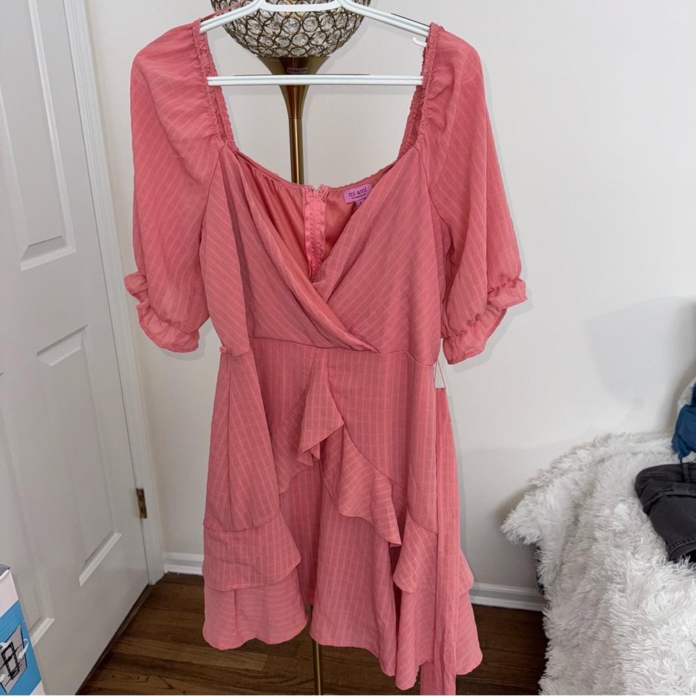 #98 Francesca’s pink coral dress
Brand new with tags